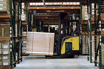 How hydrogen fuel cell forklifts can help you enhance productivity